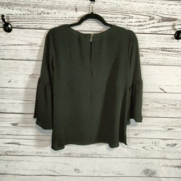 Pre-owned. "Bobeau" woman's blouse  - Picture 3 of 8